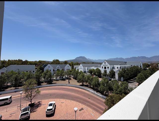 290M² OFFICE TO LET IN PAARDEVLEI